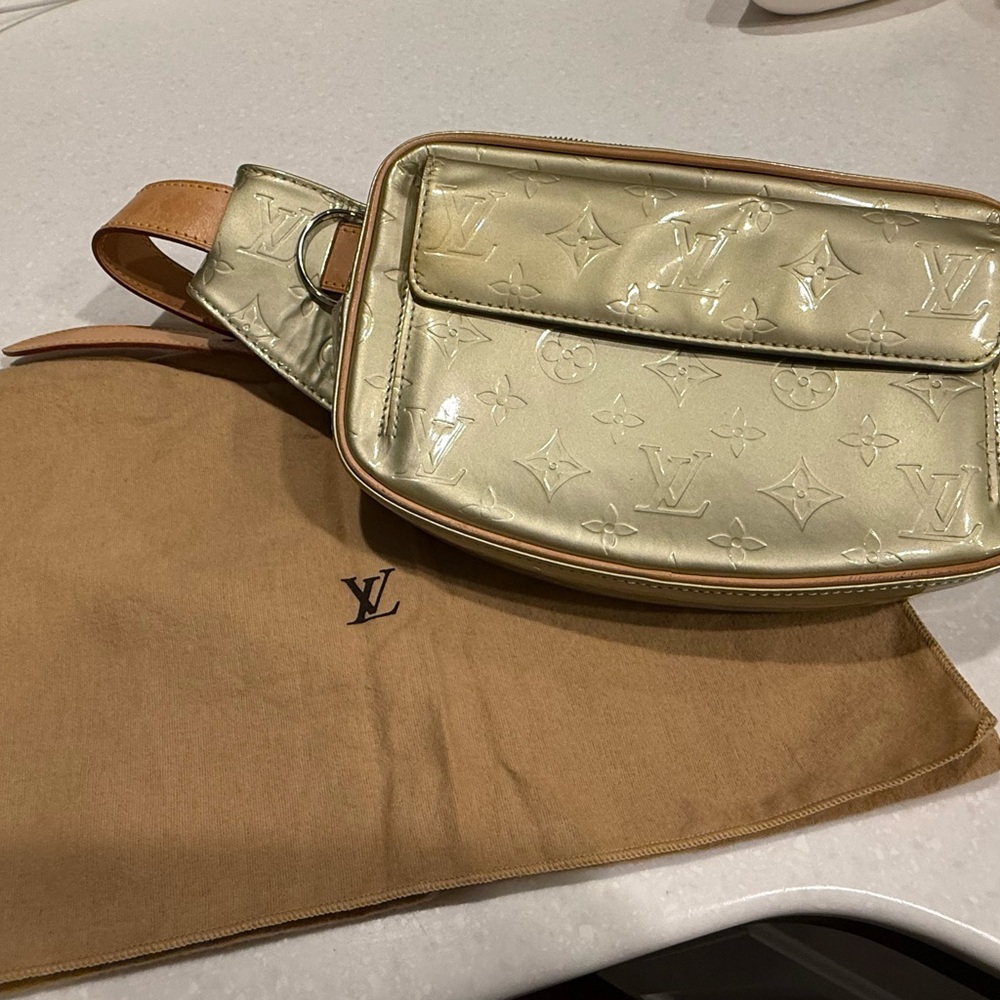 Louis Vuitton Vernis Fulton Gold Waist Bag